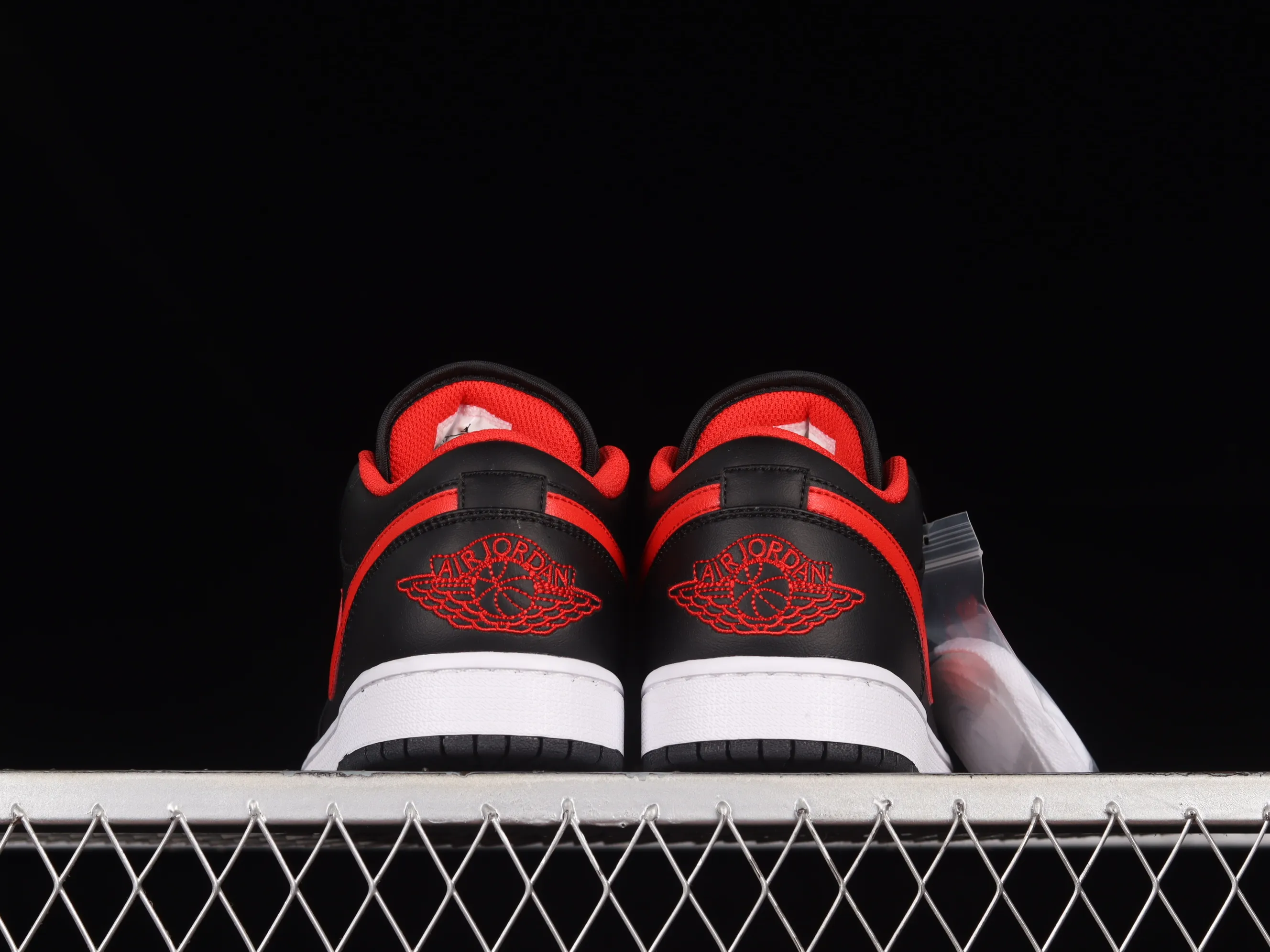 All categories Air Jordan Jordan series basketball shoes Air Jordan 1 Low Air Jordan 1 Low "White Toe" AJ1 Joe 1 small black red toe low-top basketball shoes 553558-063